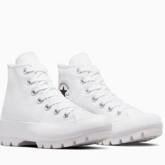 New Converse Chuck Taylor All Star Lugged
WOMEN'S HIGH TOP SHOE - Picture 4 of 14